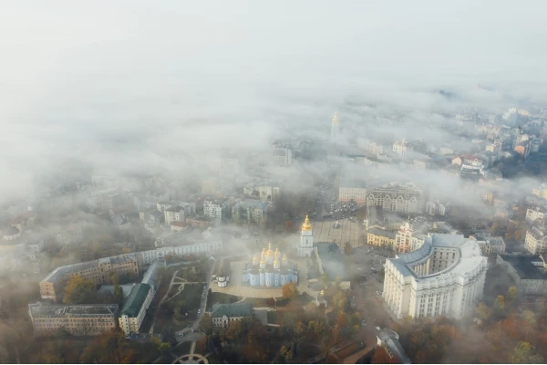 Czy smog szkodzi skórze?
