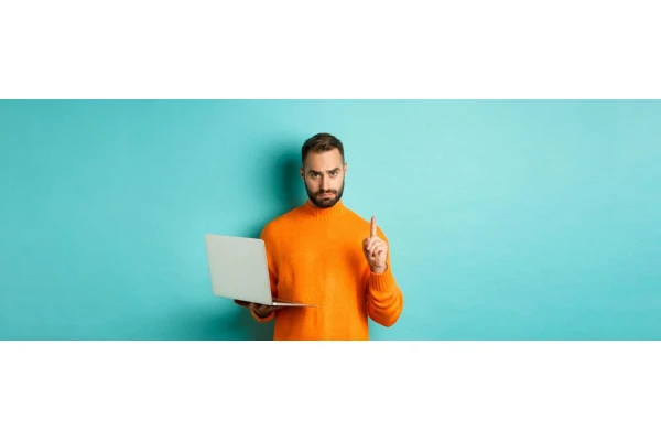 Uzależnienie od internetu - jakie są objawy siecioholizmu?