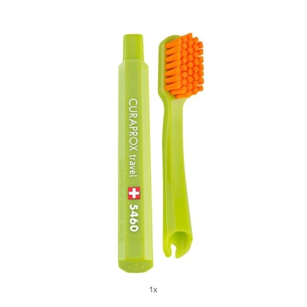 Curaprox Travel Set Red, zestaw podróżny, szczoteczka CS5460 + pasta grejpfrutowa, 10ml + szczoteczki międzyzębowe, 2 sztuki, 1 zestaw 3