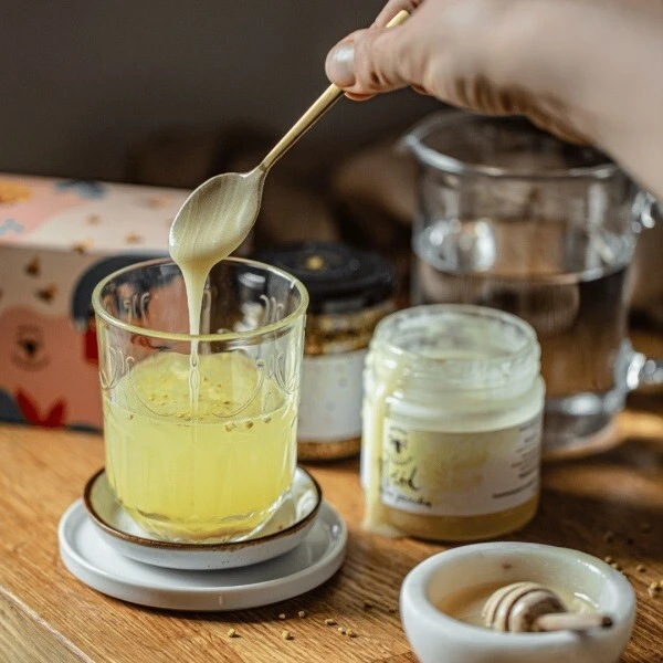 Pasieki Rodziny Sadowskich, miód z mleczkiem pszczelim, 240g 2