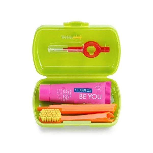 Curaprox Travel Set Green, zestaw podróżny, szczoteczka CS5460 + pasta arbuzowa, 10ml + szczoteczki międzyzębowe, 2 sztuki, 1 zestaw
