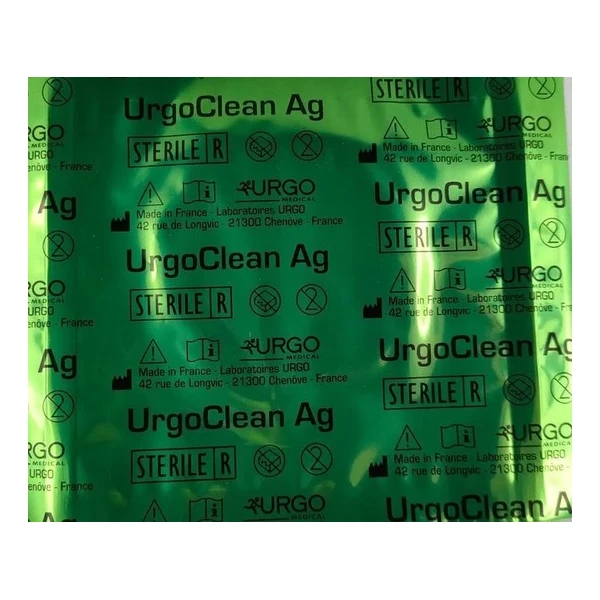 UrgoClean Ag, opatrunek z włóknami poliabsorbentu i jonami srebra, jałowy, 6cmx6cm, 1 sztuka