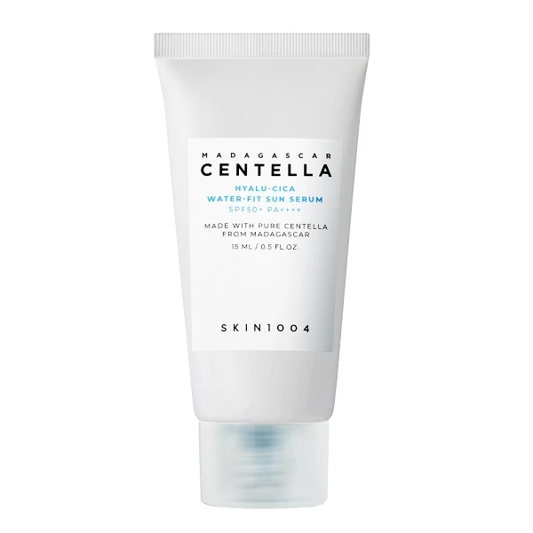 SKIN1004, Madagascar Centella Hyalu Cica Water-Fit Sun Serum SPF50+ PA++++, lekki krem przeciwsłoneczny, 15ml